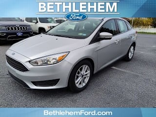2018 Ford Focus SE 1FADP3F28JL298679 2018 Ford Focus SE