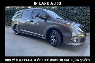 2017 Toyota Sienna SE 8-Passenger 5TDXZ3DC0HS774753 2017 Toyota Sienna SE 8-Passenger