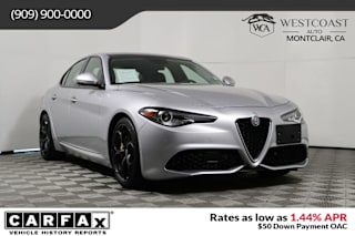 2018 Alfa Romeo Giulia ZARFAECN3J7583500 2018 Alfa Romeo Giulia