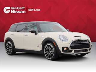 2018 MINI Clubman Cooper S ALL4 WMWLU5C51J2G02661 2018 MINI Clubman Cooper S ALL4
