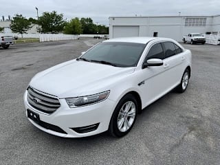 2018 Ford Taurus SEL 1FAHP2E80JG143280 2018 Ford Taurus SEL