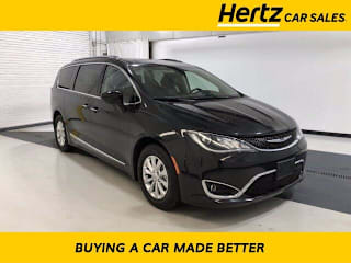 2019 Chrysler Pacifica Touring L 2C4RC1BG4KR559882 2019 Chrysler Pacifica Touring L