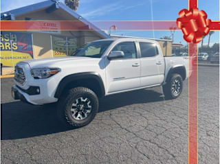 2017 Toyota Tacoma SR5 V6 3TMAZ5CN9HM030122 2017 Toyota Tacoma SR5 V6