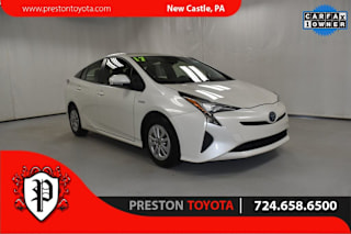 2017 Toyota Prius Two JTDKBRFU8H3549604 2017 Toyota Prius Two
