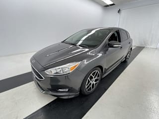 2015 Ford Focus SE 1FADP3K29FL230582 2015 Ford Focus SE