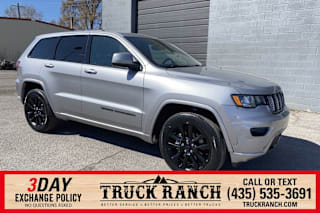 2017 Jeep Grand Cherokee Altitude 1C4RJFAG8HC881575 2017 Jeep Grand Cherokee Altitude