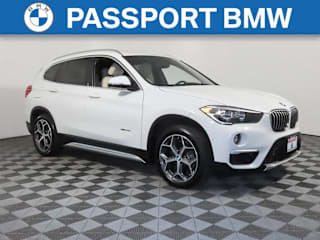 2017 BMW X1 xDrive28i WBXHT3C39H5F75994 2017 BMW X1 xDrive28i