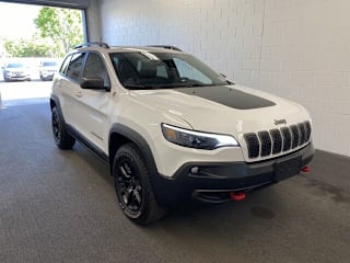 2019 Jeep Cherokee 1C4PJMBX5KD216774 2019 Jeep Cherokee