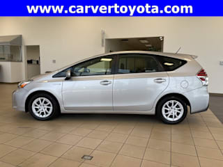 2017 Toyota Prius v JTDZN3EUXHJ063134 2017 Toyota Prius v