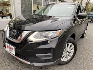 2018 Nissan Rogue SV 5N1AT2MV5JC815996 2018 Nissan Rogue SV