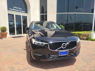 2018 Volvo XC60 T5 Momentum YV4102RK7J1090129 2018 Volvo XC60 T5 Momentum