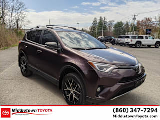 2018 Toyota RAV4 SE 2T3JFREV0JW790120 2018 Toyota RAV4 SE