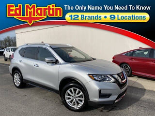 2017 Nissan Rogue SV 5N1AT2MV9HC887245 2017 Nissan Rogue SV
