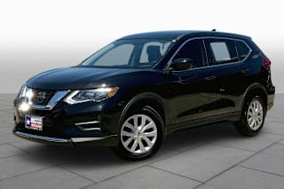 2018 Nissan Rogue S KNMAT2MT5JP621318 2018 Nissan Rogue S