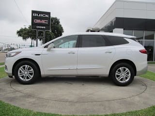 2018 Buick Enclave Essence 5GAERBKW1JJ195550 2018 Buick Enclave Essence