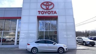 2019 Ford Fusion Hybrid SE 3FA6P0LU2KR181695 2019 Ford Fusion Hybrid SE