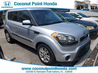 2013 Kia Soul + KNDJT2A68D7754240 2013 Kia Soul +