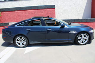 2011 Jaguar XJ Base SAJWA1CBXBLV18212 2011 Jaguar XJ Base