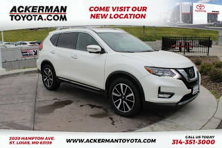 2017 Nissan Rogue SL 5N1AT2MV1HC815245 2017 Nissan Rogue SL