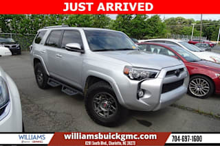 2019 Toyota 4Runner SR5 Premium JTEZU5JR0K5209147 2019 Toyota 4Runner SR5 Premium