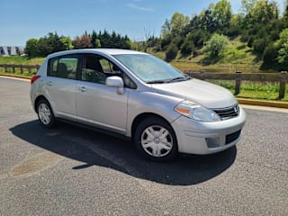2011 Nissan Versa 1.8 S 3N1BC1CP2BL490349 2011 Nissan Versa 1.8 S