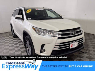2018 Toyota Highlander XLE 5TDJZRFHXJS557556 2018 Toyota Highlander XLE