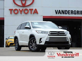 2018 Toyota Highlander XLE 5TDKZRFH6JS542332 2018 Toyota Highlander XLE