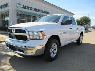 2015 Ram Pickup 1500 3C6RR7KT4FG540833 2015 Ram Pickup 1500