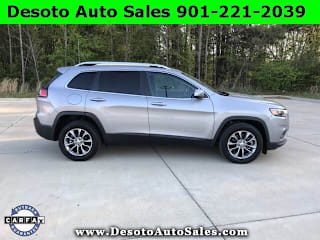 2019 Jeep Cherokee 1C4PJLLB6KD316556 2019 Jeep Cherokee