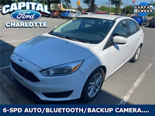 2018 Ford Focus SE 1FADP3F27JL225299 2018 Ford Focus SE