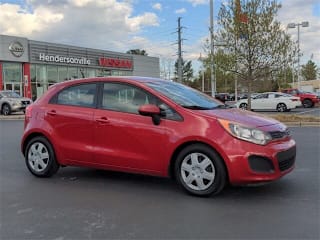 2013 Kia Rio 5-Door KNADM5A31D6226284 2013 Kia Rio 5-Door