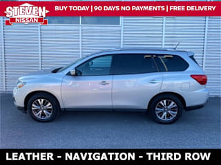 2018 Nissan Pathfinder SL 5N1DR2MM8JC611163 2018 Nissan Pathfinder SL