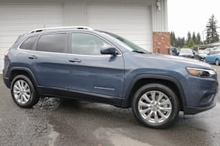 2020 Jeep Cherokee Latitude Plus 1C4PJMLB9LD555025 2020 Jeep Cherokee Latitude Plus
