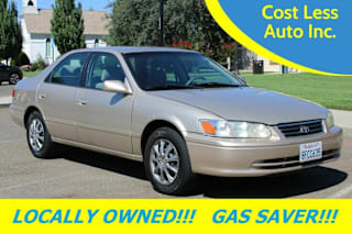 2001 Toyota Camry LE 4T1BG22K01U847511 2001 Toyota Camry LE