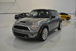 2009 MINI Cooper John Cooper Works WMWMF93519TF97327 2009 MINI Cooper John Cooper Works