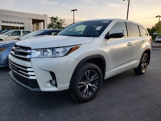 2018 Toyota Highlander LE Plus 5TDBZRFH9JS487066 2018 Toyota Highlander LE Plus