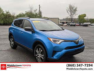 2018 Toyota RAV4 LE JTMBFREVXJJ723138 2018 Toyota RAV4 LE