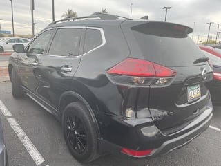 2018 Nissan Rogue SV 5N1AT2MT2JC722528 2018 Nissan Rogue SV