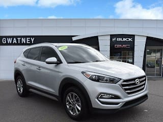 2018 Hyundai Tucson SEL KM8J33A47JU674568 2018 Hyundai Tucson SEL