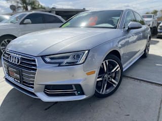 2018 Audi A4 WAUENAF45JA167843 2018 Audi A4