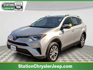 2018 Toyota RAV4 Hybrid XLE JTMRJREV7JD258880 2018 Toyota RAV4 Hybrid XLE