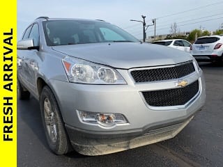 2011 Chevrolet Traverse LT 1GNKRGED9BJ335085 2011 Chevrolet Traverse LT