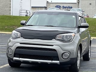 2018 Kia Soul + KNDJP3A51J7587037 2018 Kia Soul +