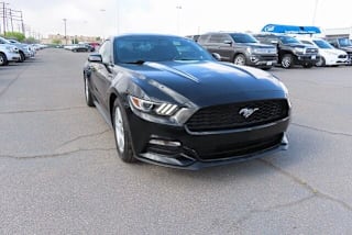 2017 Ford Mustang V6 1FA6P8AM8H5257272 2017 Ford Mustang V6