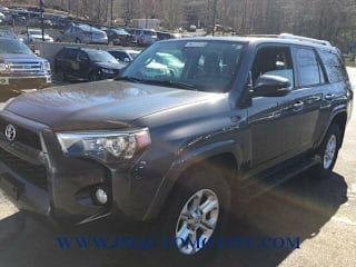 2014 Toyota 4Runner SR5 JTEBU5JRXE5160674 2014 Toyota 4Runner SR5