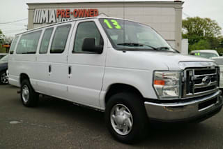 2013 Ford E-Series Wagon E-350 SD XL 1FBSS3BL4DDA43285 2013 Ford E-Series Wagon E-350 SD XL