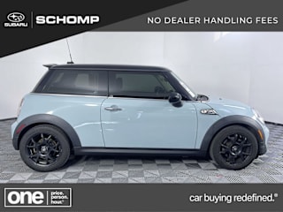 2011 MINI Cooper S WMWSV3C55BTY23282 2011 MINI Cooper S