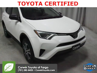 2018 Toyota RAV4 LE JTMBFREV2JJ201460 2018 Toyota RAV4 LE