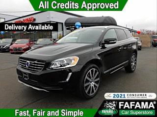 2017 Volvo XC60 YV449MRU2H2225084 2017 Volvo XC60