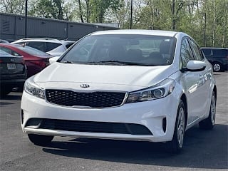 2017 Kia Forte LX 3KPFK4A73HE141817 2017 Kia Forte LX